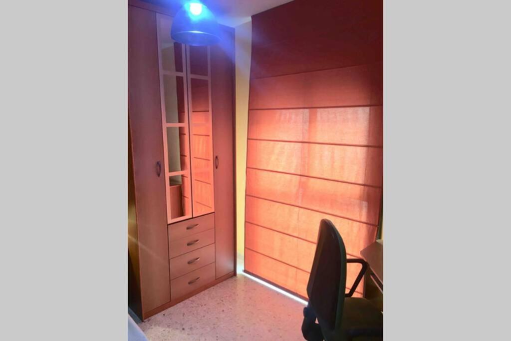 Confortable-Tranquilo Apartamento Junto Al Centro Малага Екстериор снимка